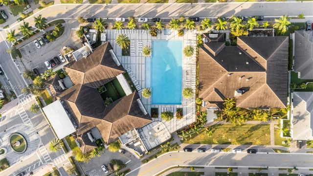 4392 NW 80 Ave, Doral, FL 33166