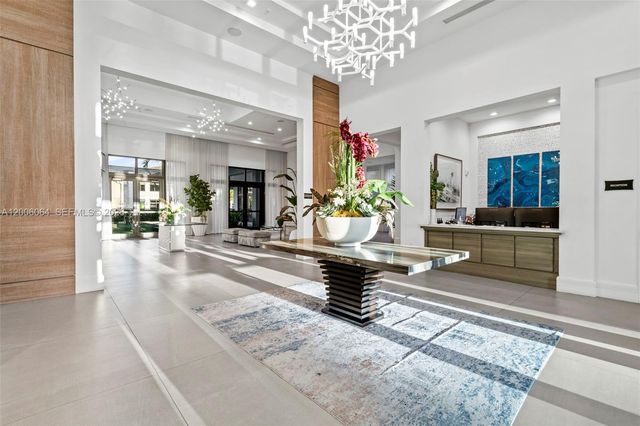 4392 NW 80 Ave, Doral, FL 33166