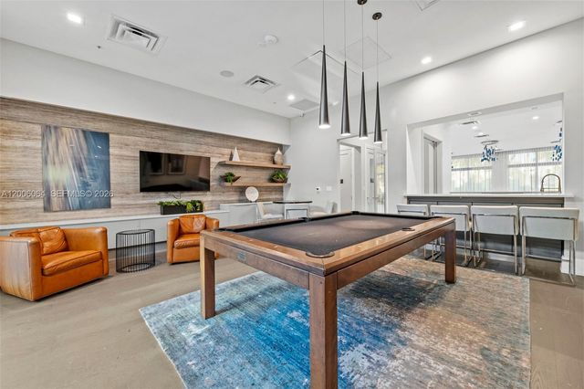 4392 NW 80 Ave, Doral, FL 33166