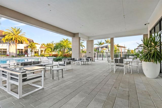 4392 NW 80 Ave, Doral, FL 33166