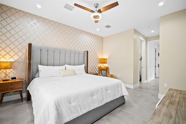 4392 NW 80 Ave, Doral, FL 33166