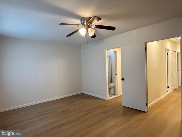 3 CENTENNIAL RD, Telford, PA 18969