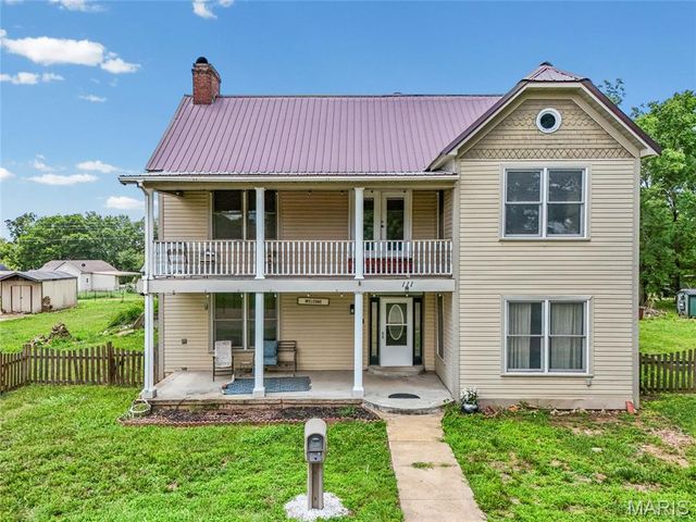 111 N Ravencrest Drive, Desloge, MO 63601