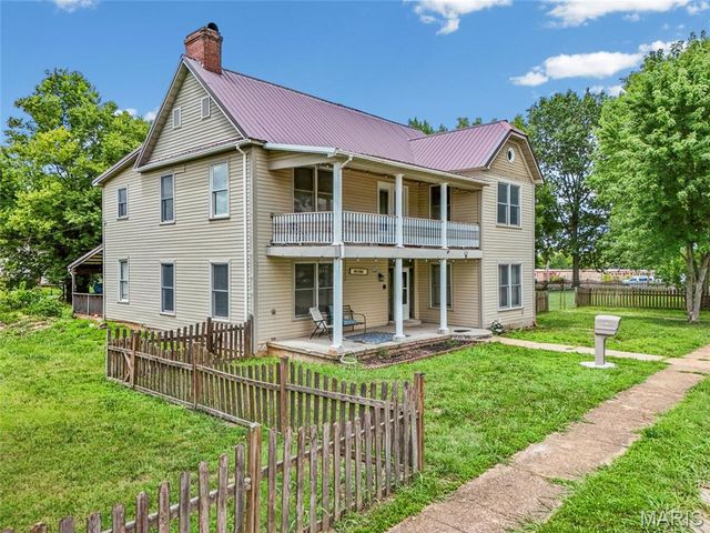 111 N Ravencrest Drive, Desloge, MO 63601