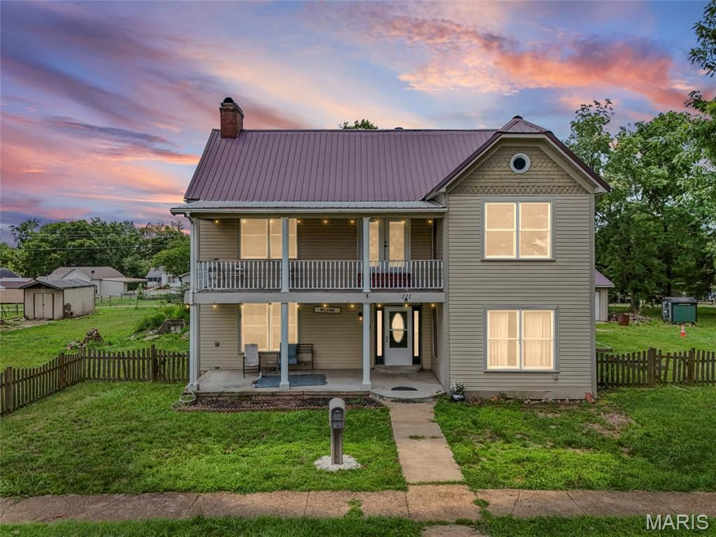 111 N Ravencrest Drive, Desloge, MO 63601