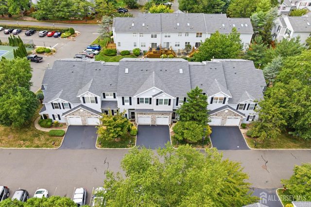 8 Rondell Lane, Old Bridge, NJ 08857