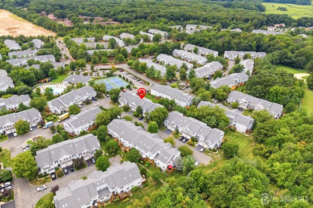 8 Rondell Lane, Old Bridge, NJ 08857