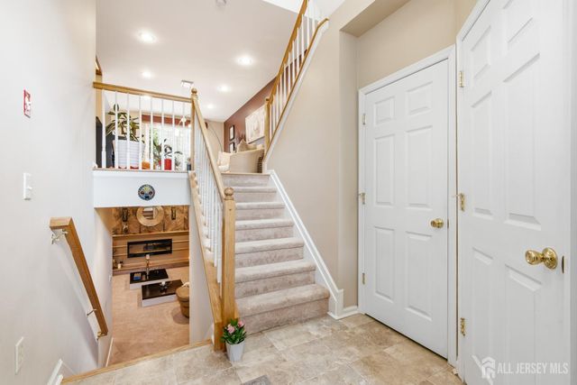 8 Rondell Lane, Old Bridge, NJ 08857