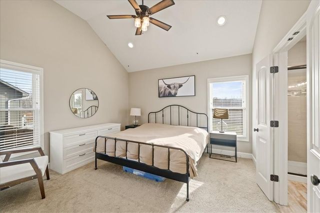 1117 SW 10th Terrace, Oak Grove, MO 64075