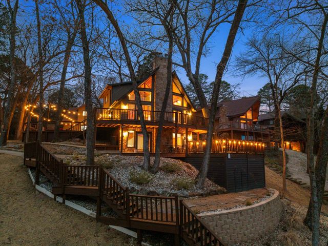 345 E El Dorado Dr, Scroggins, TX 75480