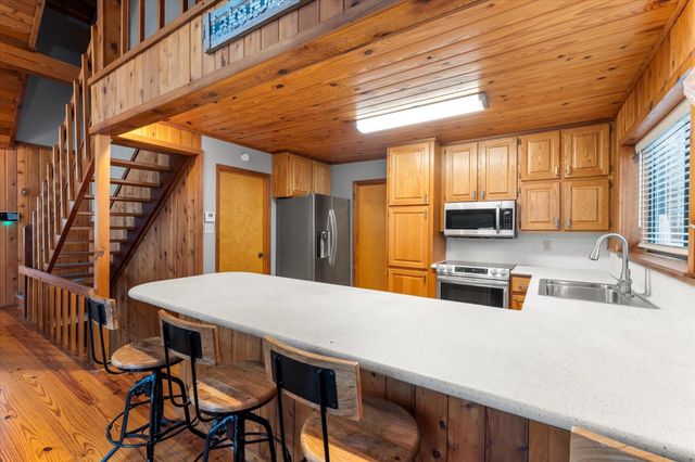 345 E El Dorado Dr, Scroggins, TX 75480