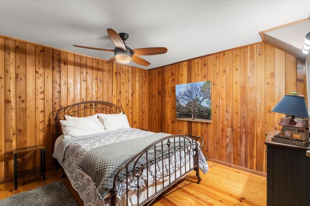 345 E El Dorado Dr, Scroggins, TX 75480