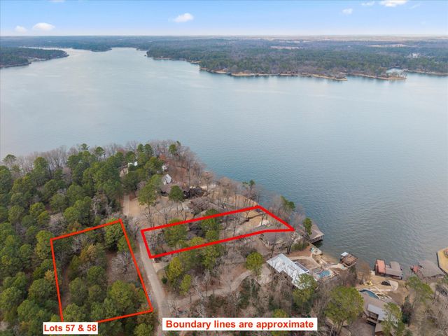 345 E El Dorado Dr, Scroggins, TX 75480