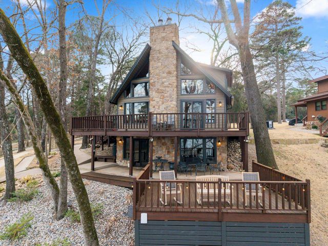 345 E El Dorado Dr, Scroggins, TX 75480