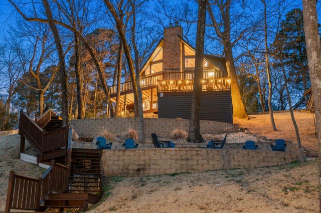 345 E El Dorado Dr, Scroggins, TX 75480