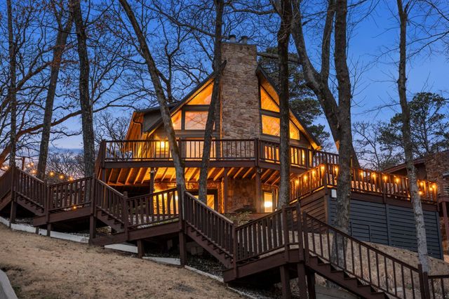 345 E El Dorado Dr, Scroggins, TX 75480