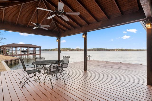 345 E El Dorado Dr, Scroggins, TX 75480