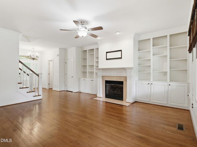 14 Grandwood Circle, Durham, NC 27712