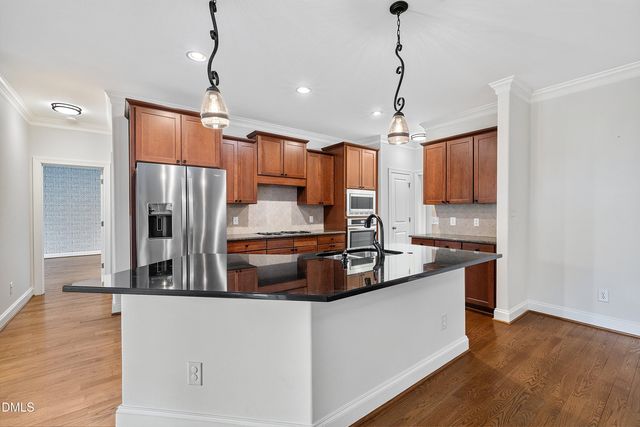 14 Grandwood Circle, Durham, NC 27712