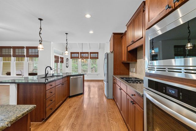 14 Grandwood Circle, Durham, NC 27712