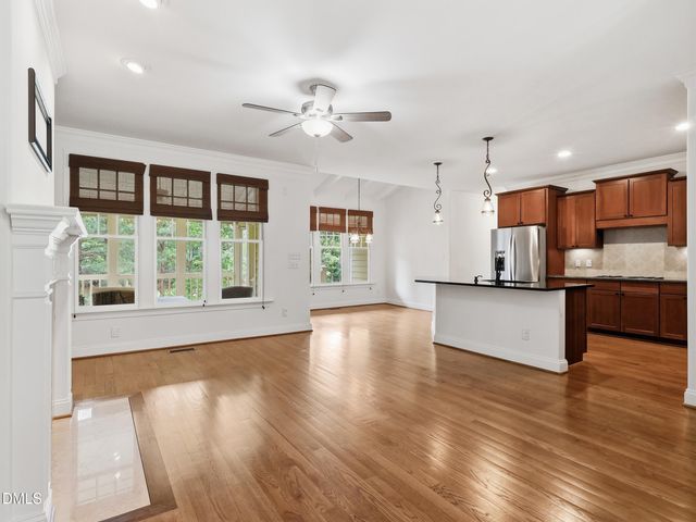 14 Grandwood Circle, Durham, NC 27712