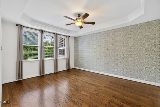14 Grandwood Circle, Durham, NC 27712