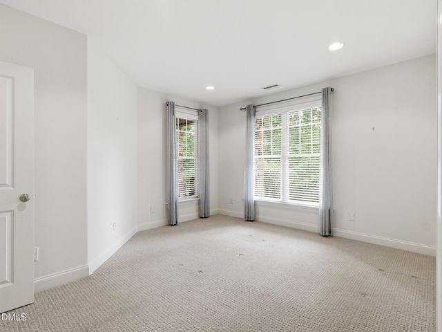 14 Grandwood Circle, Durham, NC 27712