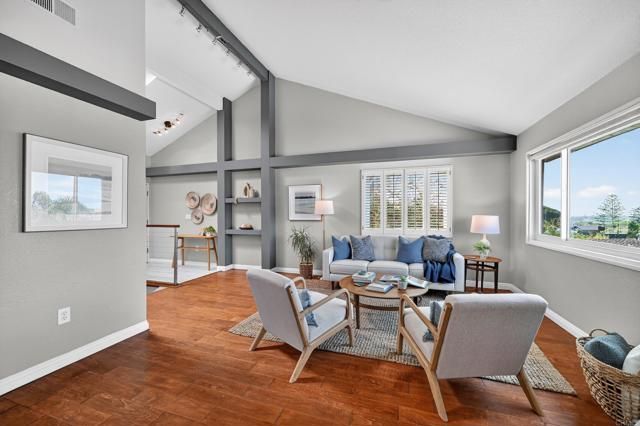 965 Hygeia Avenue, Encinitas, CA 92024