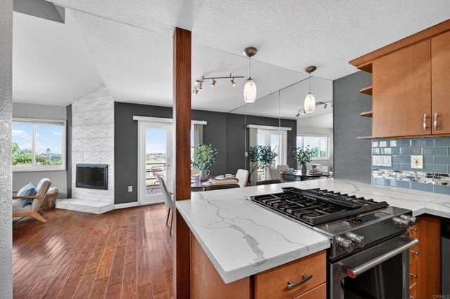 965 Hygeia Avenue, Encinitas, CA 92024