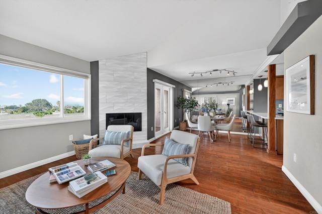 965 Hygeia Avenue, Encinitas, CA 92024