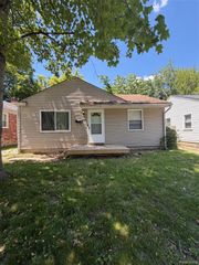 1929 Almont Street, Ferndale, MI 48220