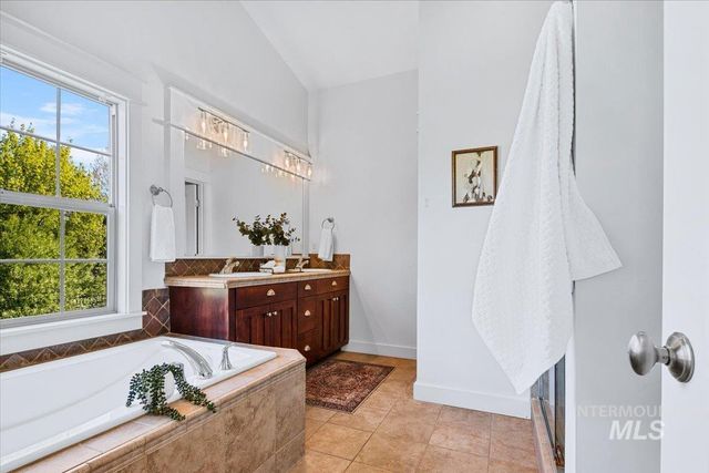 5115 W Parsons, Boise, ID 83714