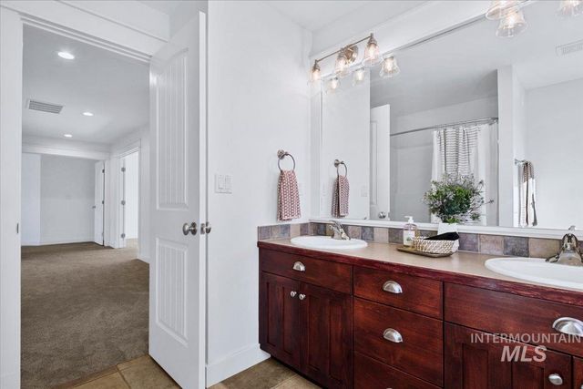 5115 W Parsons, Boise, ID 83714