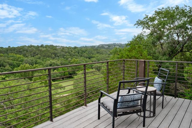 6905 Crosby CIR 16, Austin, TX 78746
