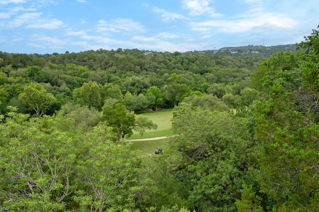 6905 Crosby CIR 16, Austin, TX 78746