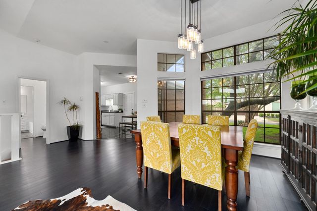 6905 Crosby CIR 16, Austin, TX 78746