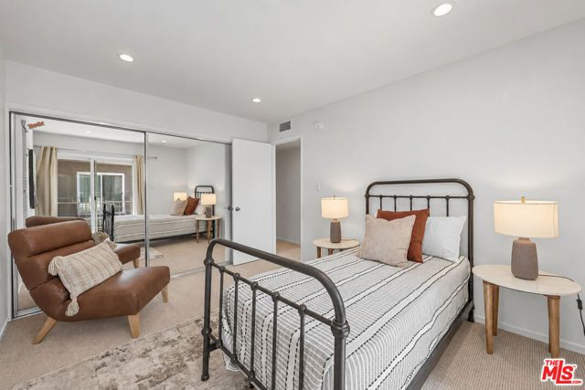 2844 Avenel Street, Los Angeles, CA 90039