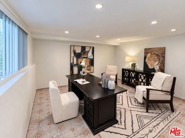 2844 Avenel Street, Los Angeles, CA 90039
