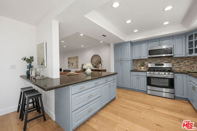 2844 Avenel Street, Los Angeles, CA 90039