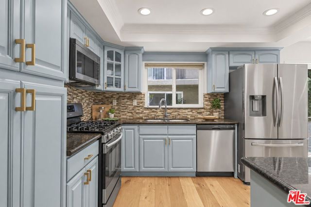 2844 Avenel Street, Los Angeles, CA 90039