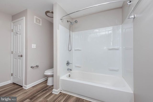 2108 E HOFFMAN ST, Baltimore, MD 21213