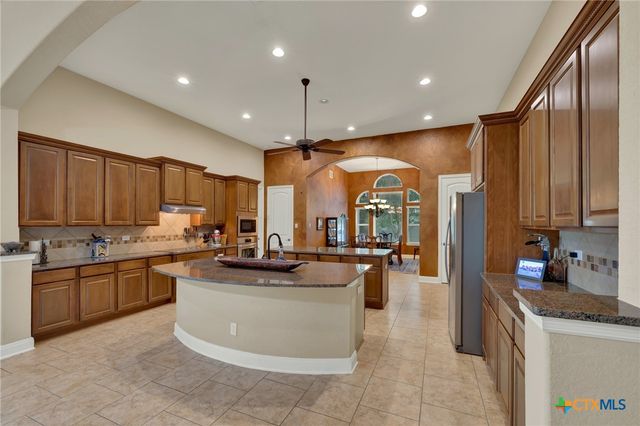 5684 Copper Creek, New Braunfels, TX 78132