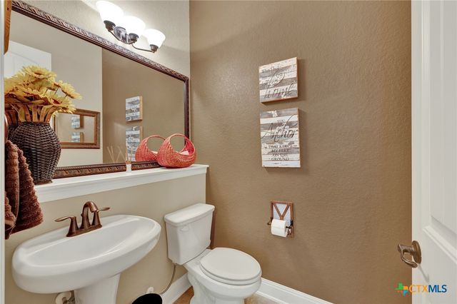 5684 Copper Creek, New Braunfels, TX 78132