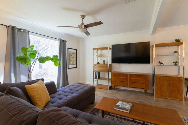 1623 Hanging Cliff Drive, Dallas, TX 75224