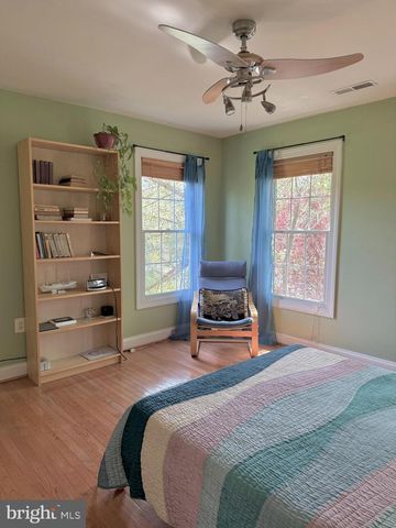 16209 HIDDEN PONDS WAY, Gaithersburg, MD 20878