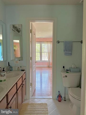 16209 HIDDEN PONDS WAY, Gaithersburg, MD 20878