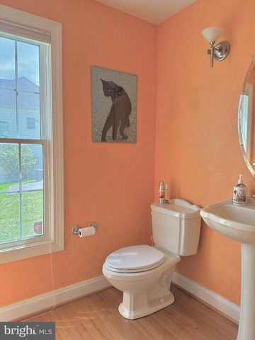 16209 HIDDEN PONDS WAY, Gaithersburg, MD 20878