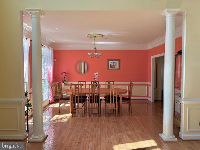 16209 HIDDEN PONDS WAY, Gaithersburg, MD 20878