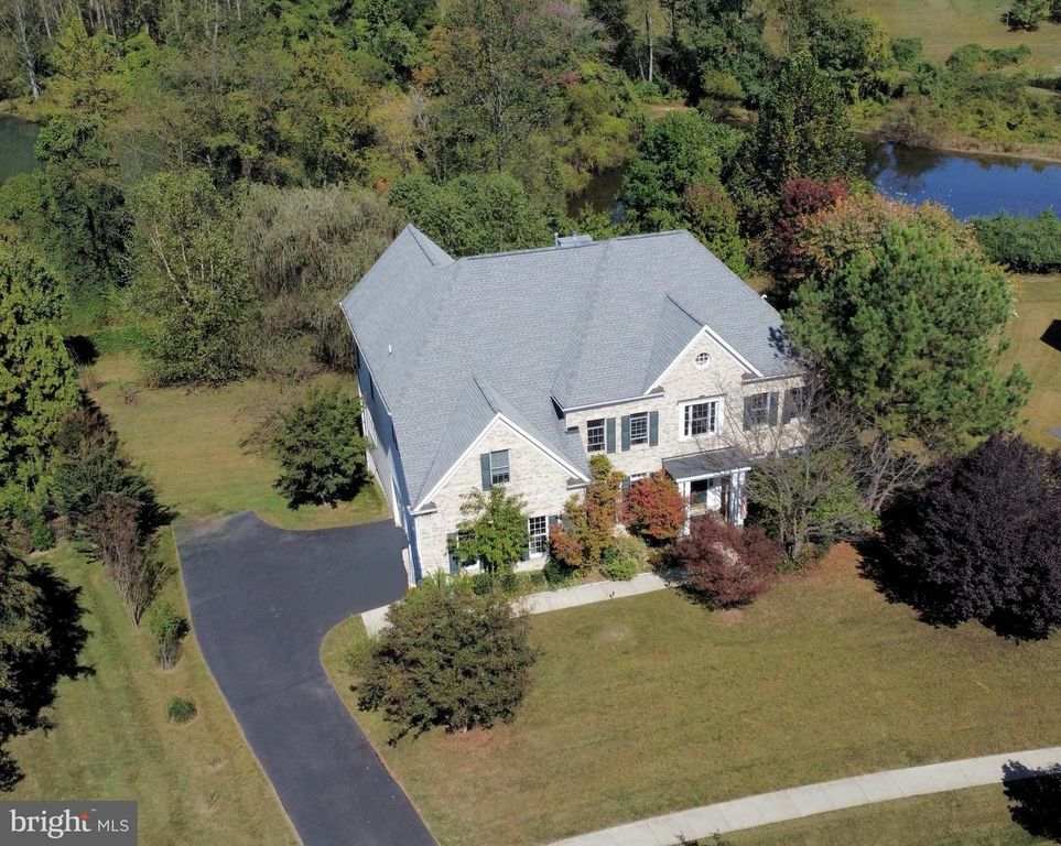16209 HIDDEN PONDS WAY, Gaithersburg, MD 20878