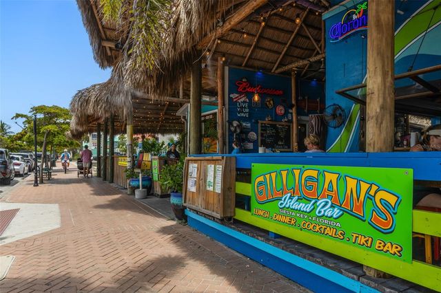 19 WHISPERING SANDS DRIVE 302, Sarasota, FL 34242